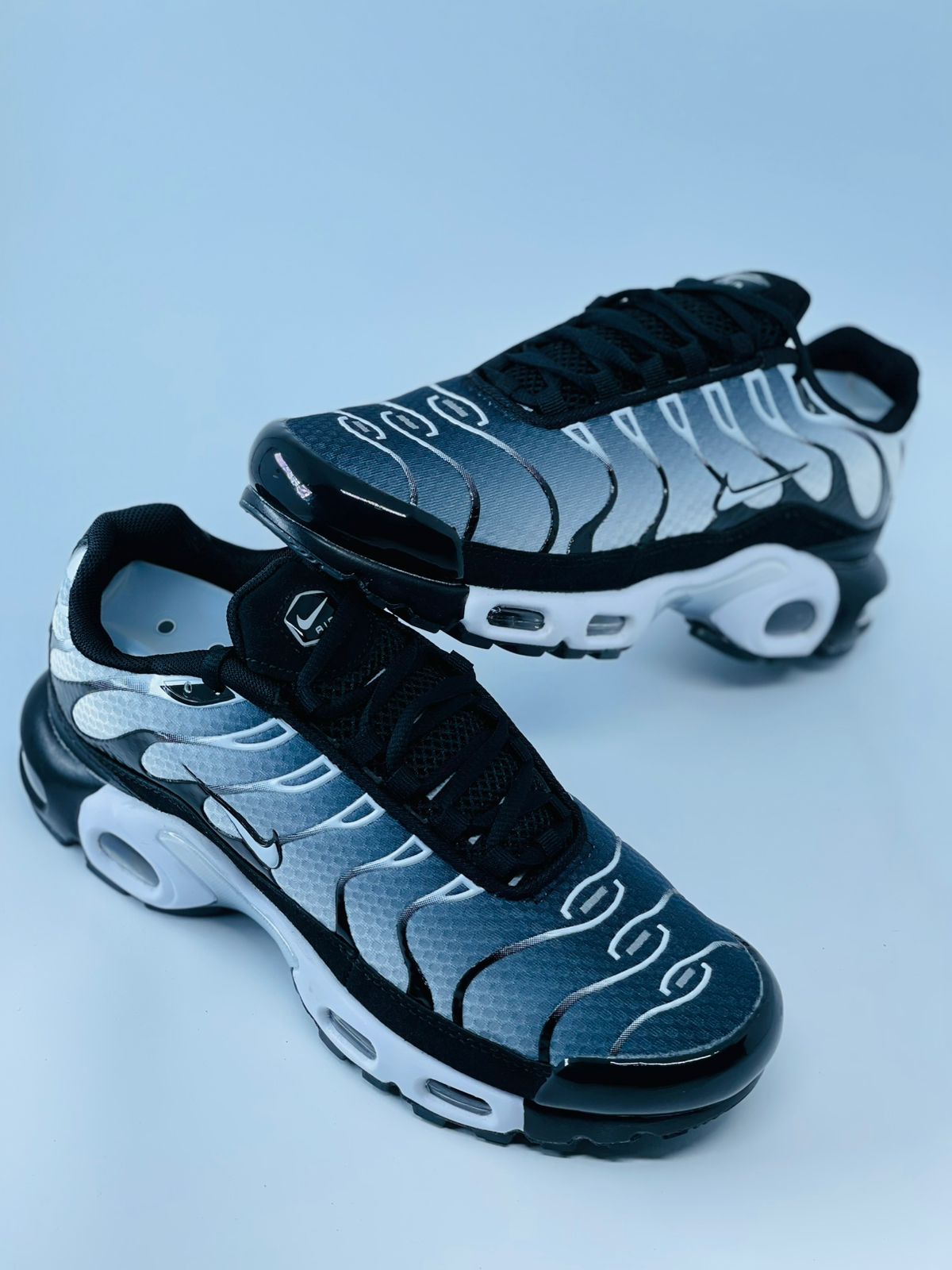 Tênis Nike Air Max Plus TN - Oreo