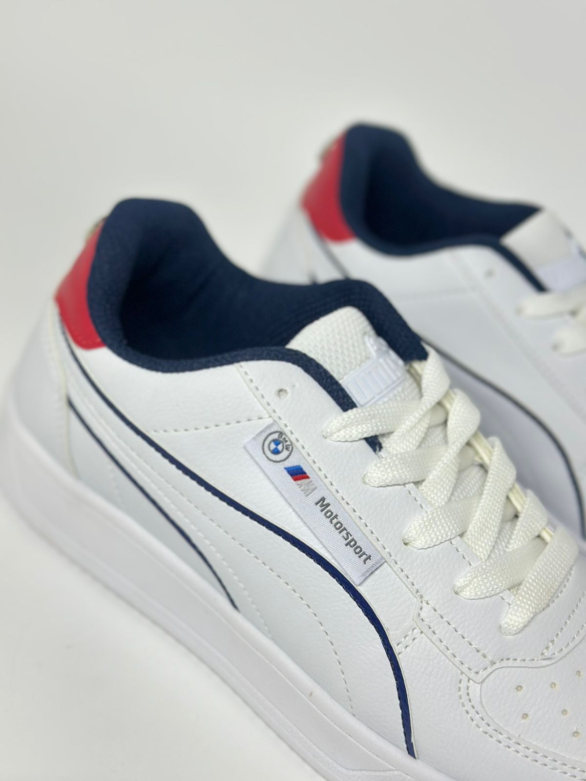 Tênis Puma BMW Motorsport - Branco e Azul