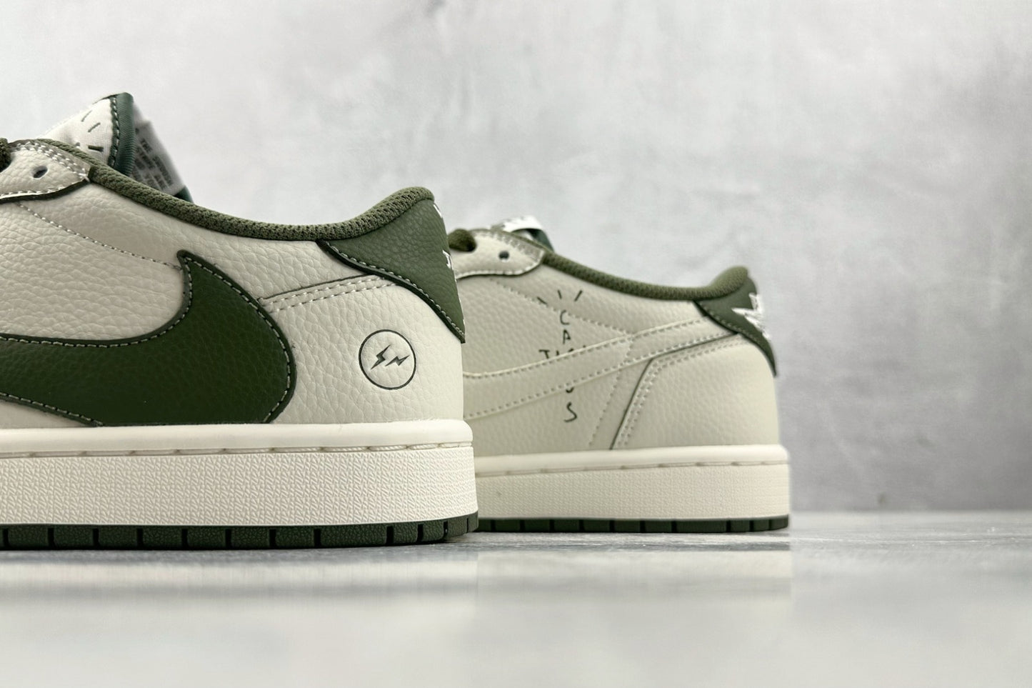 Air Jordan 1 Low x Travis Scott x Fragment - Military Green