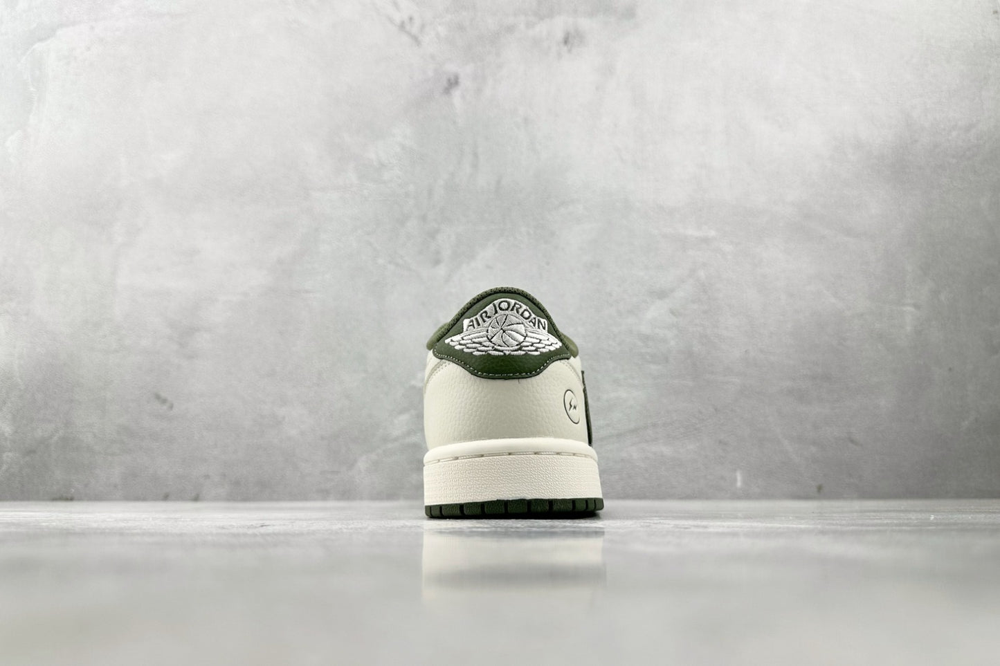 Air Jordan 1 Low x Travis Scott x Fragment - Military Green