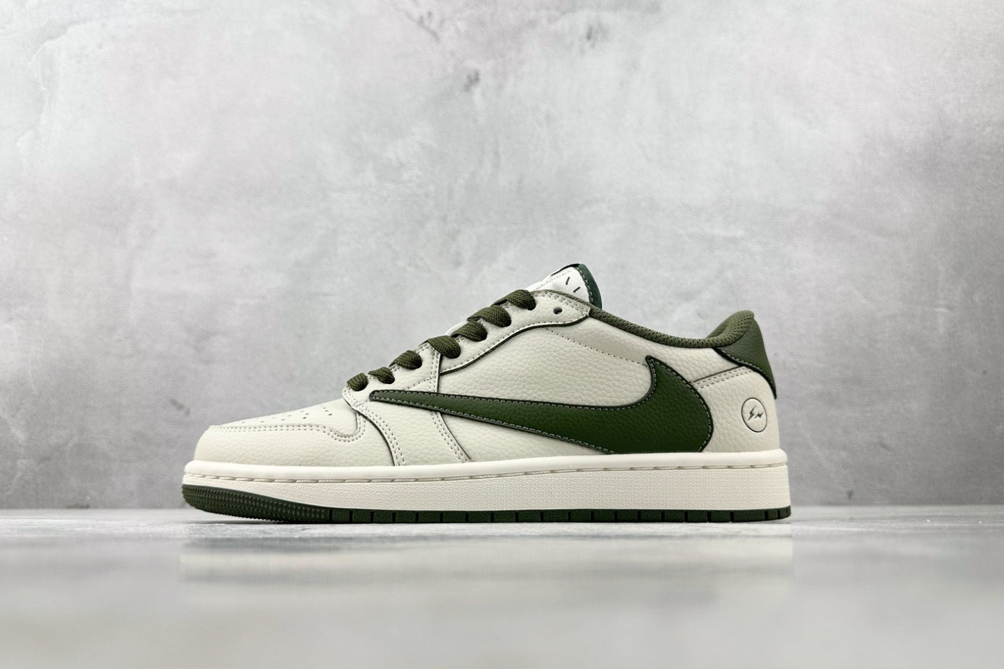 Air Jordan 1 Low x Travis Scott x Fragment - Military Green