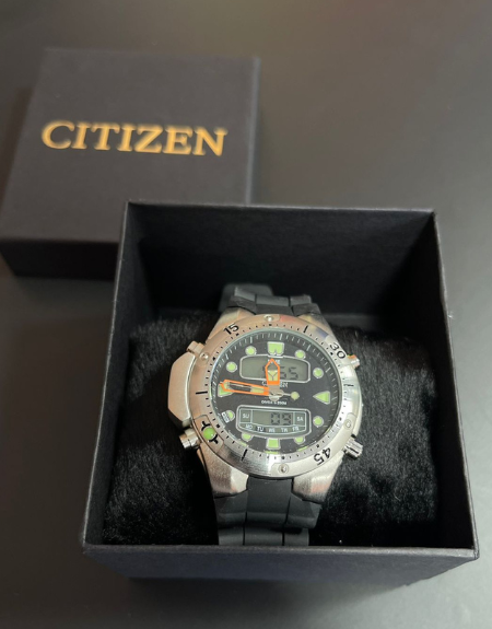 Relógio Citizen Aqualand - Prata e Preto
