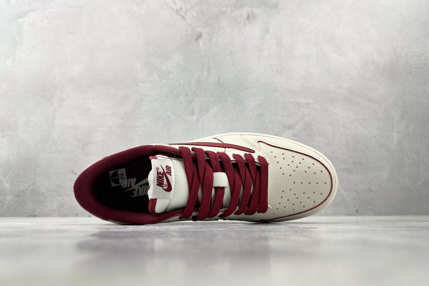 Tênis Nike Jordan 1 Low x Travis Scott x Fragment - Burgundy Wine