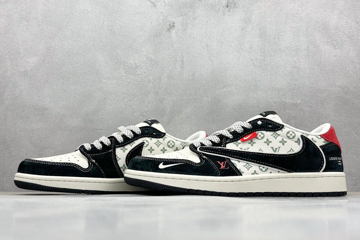 Tênis Nike Dunk Low x Louis Vuitton - Luxury Fusion