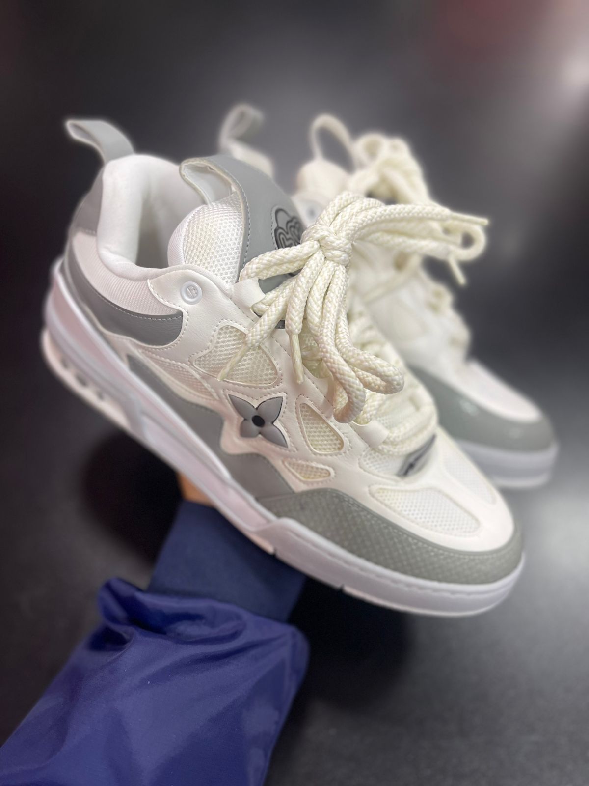 Tênis Louis Vuitton LV Skate Sneaker - Cinza