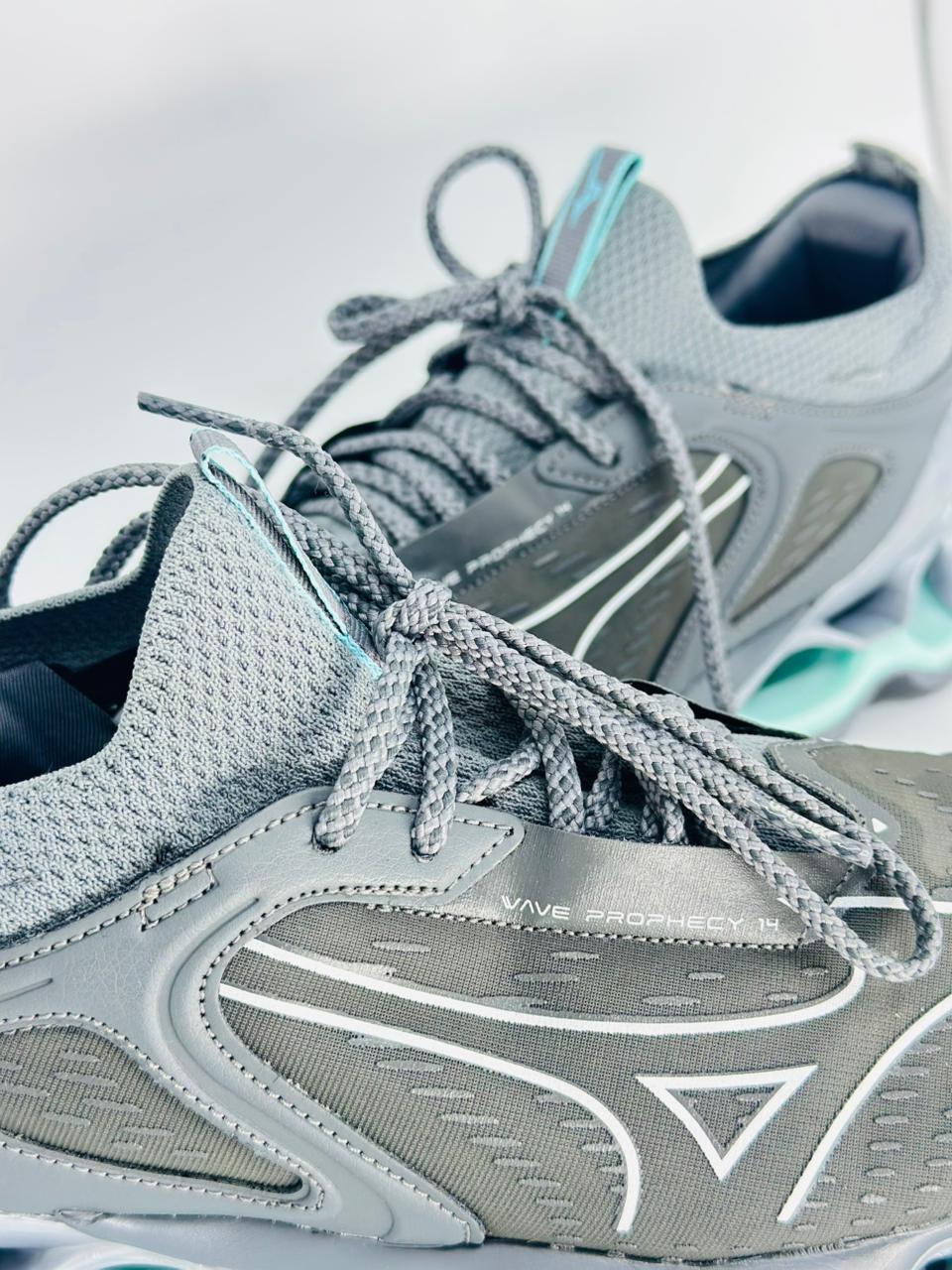 Tênis Mizuno Wave Prophecy 14 - Cinza e Azul Claro