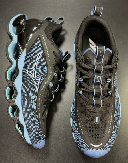 Tênis Mizuno Wave Prophecy 13 - Preto/Azul