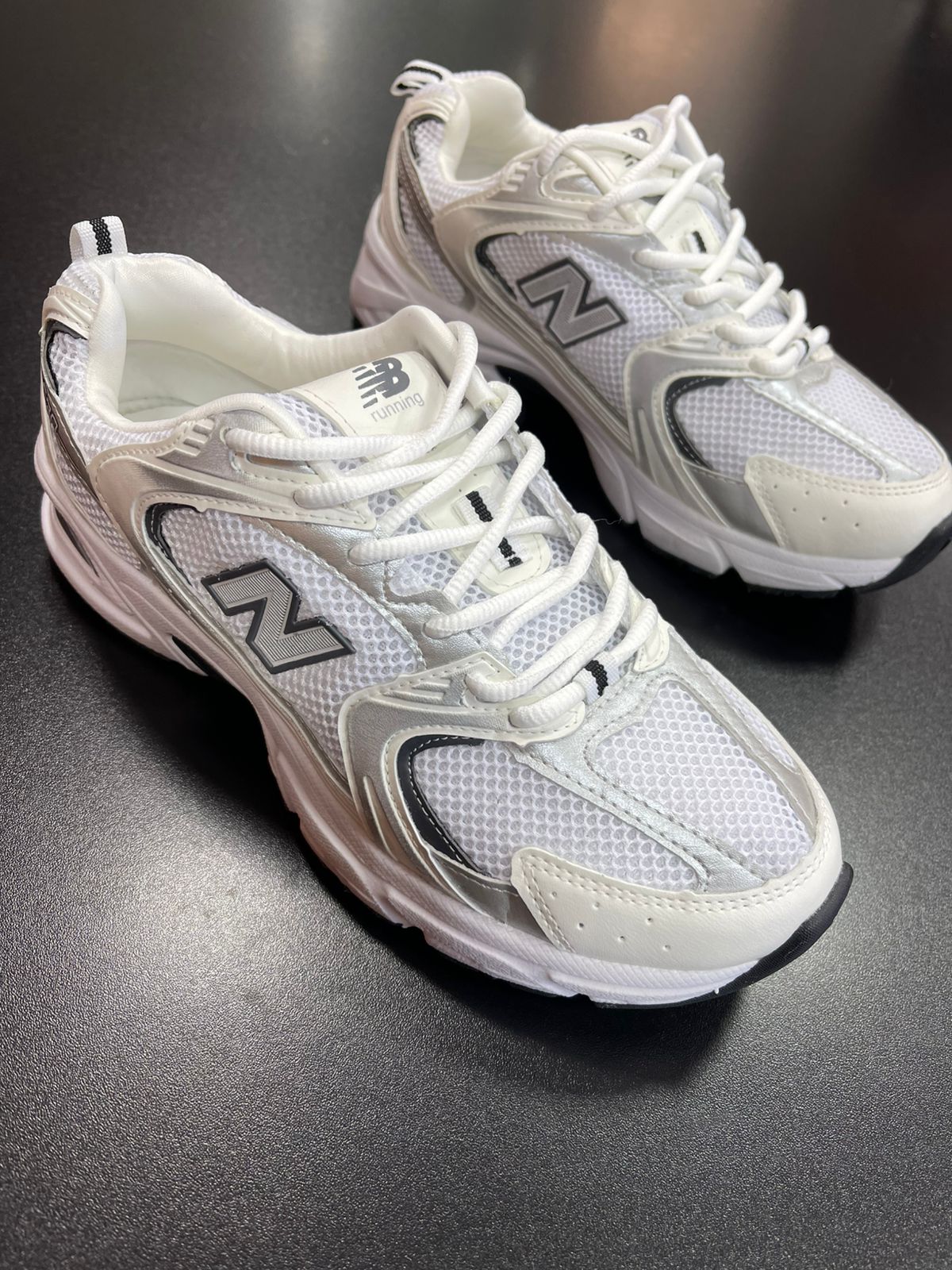 Tênis New Balance 530 - Branco