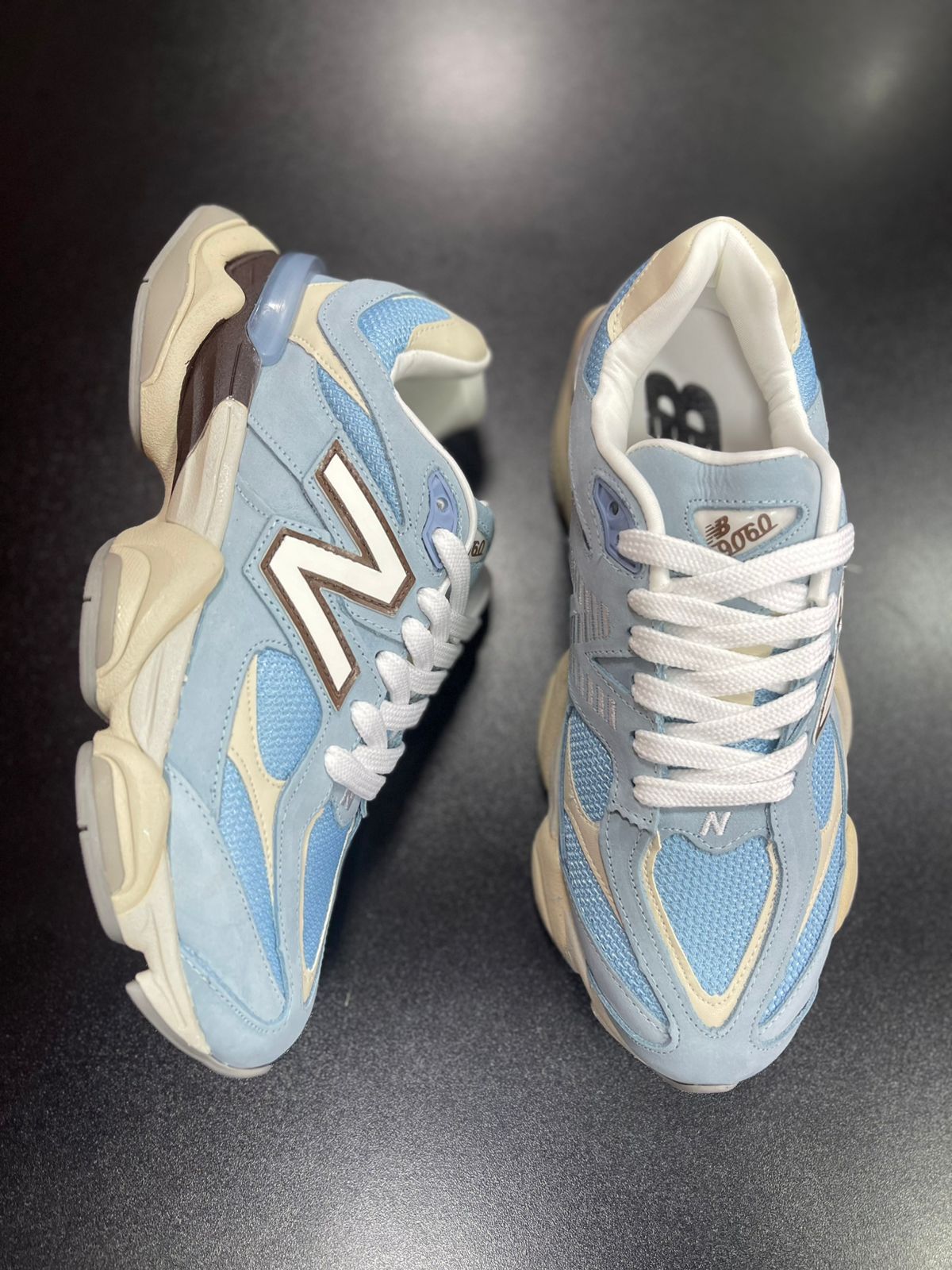 Tênis New Balance 9060 - Azul