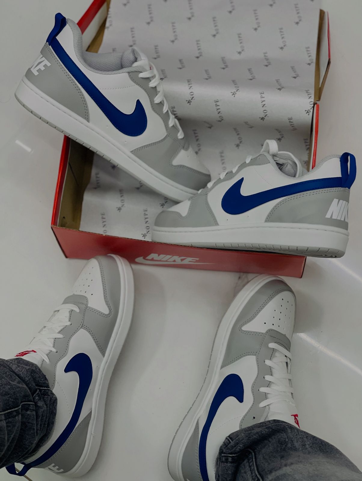 Tênis Nike Court Borough  - Cinza e azul