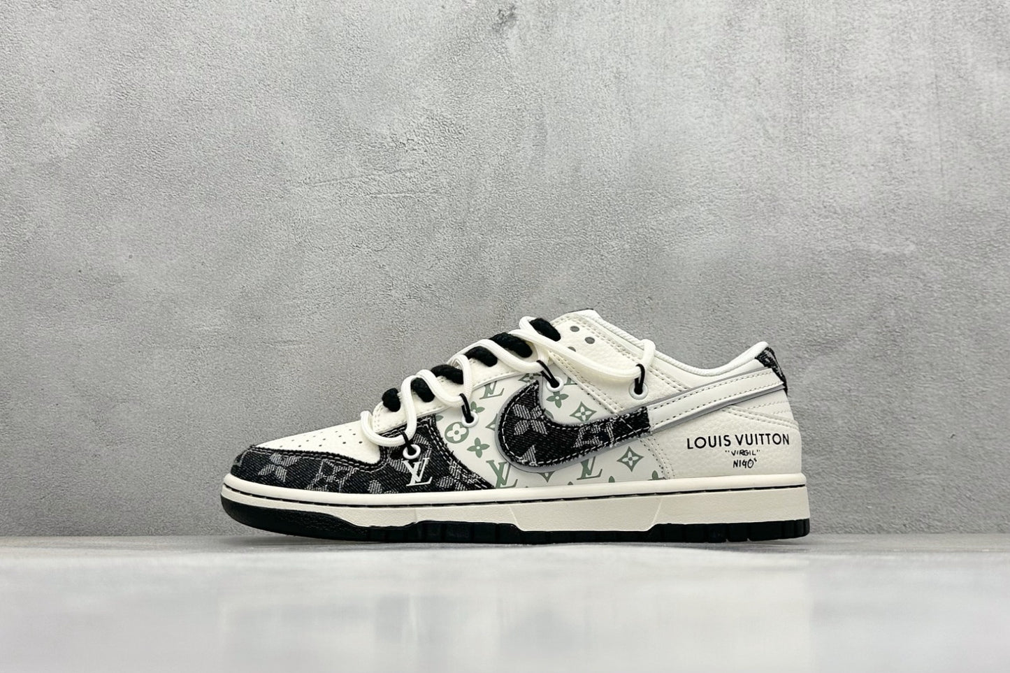 Tênis Nike Dunk Low x Louis Vuitton (Curated by Nigo) - Edition Black Denim