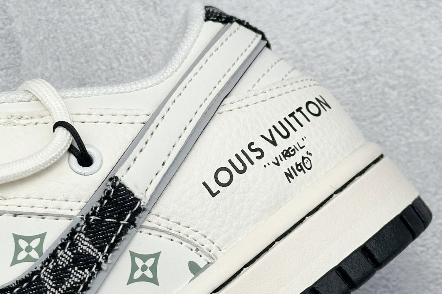 Tênis Nike Dunk Low x Louis Vuitton (Curated by Nigo) - Edition Black Denim