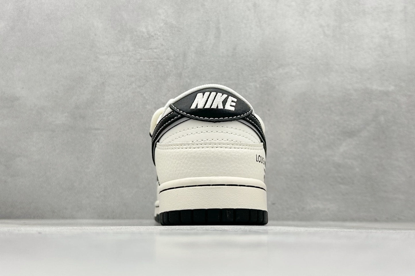 Tênis Nike Dunk Low x Louis Vuitton "Virgil & Nigo" – Monogram Shadow Edition