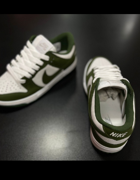 Tênis Nike Dunk Low Retro - Verde