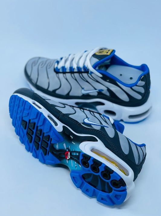 Tênis Nike Air Max Plus TN - Azul Calro