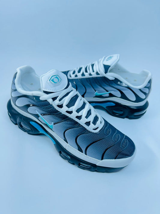 Tênis Nike Air Max Plus TN - Verde Água