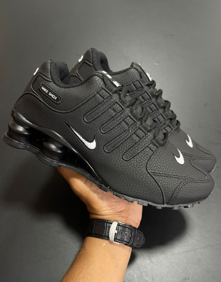 Tênis Nike Shox NZ - Preto