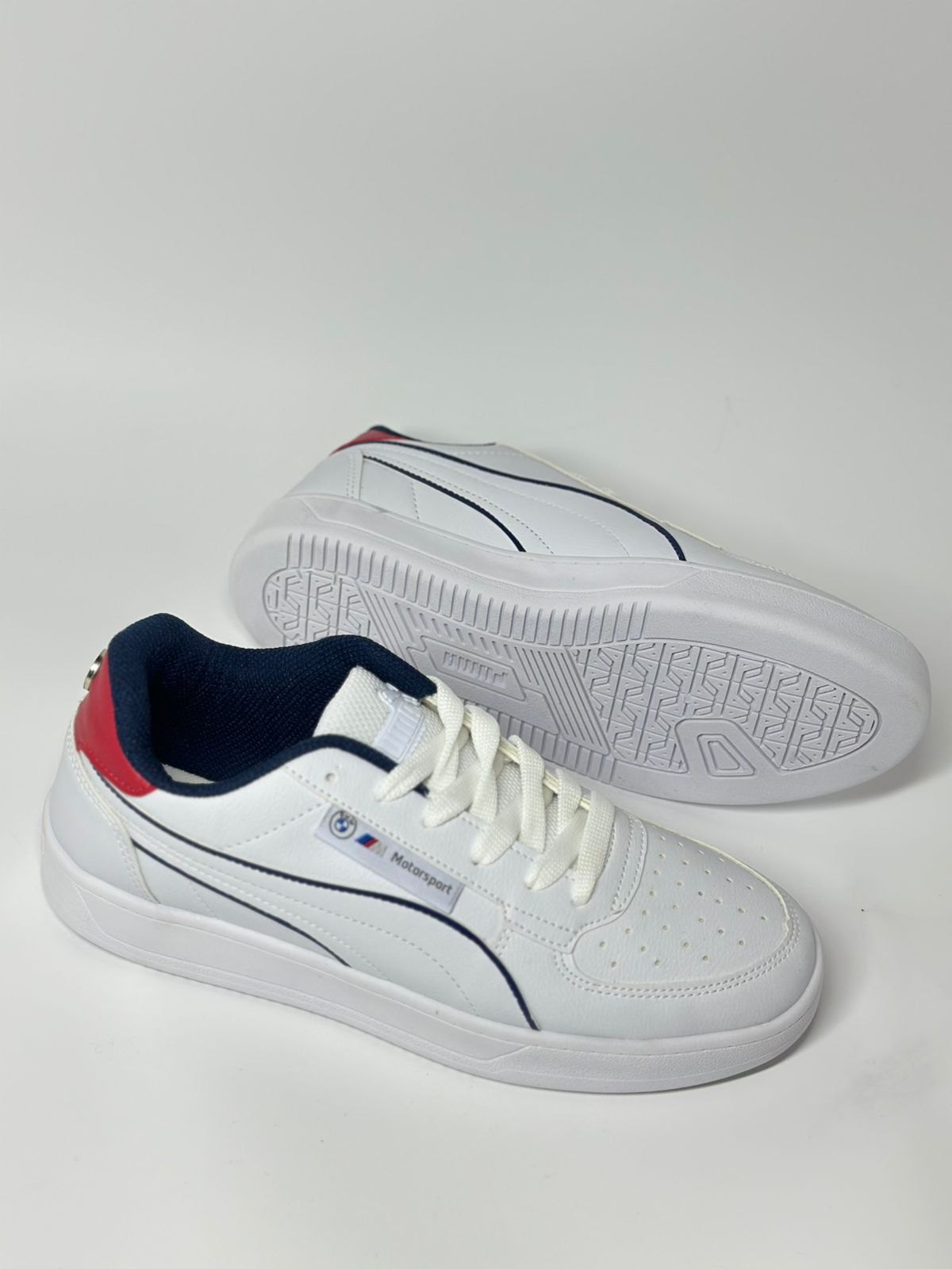 Tênis Puma BMW Motorsport - Branco e Azul