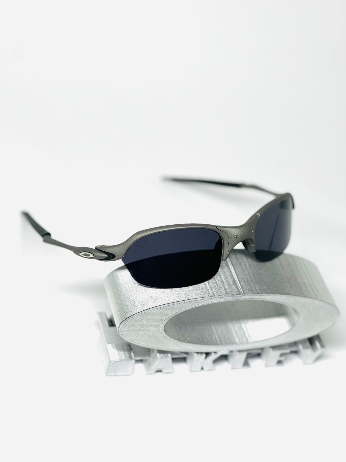Óculos Oakley ROMEO 2  - X METAL