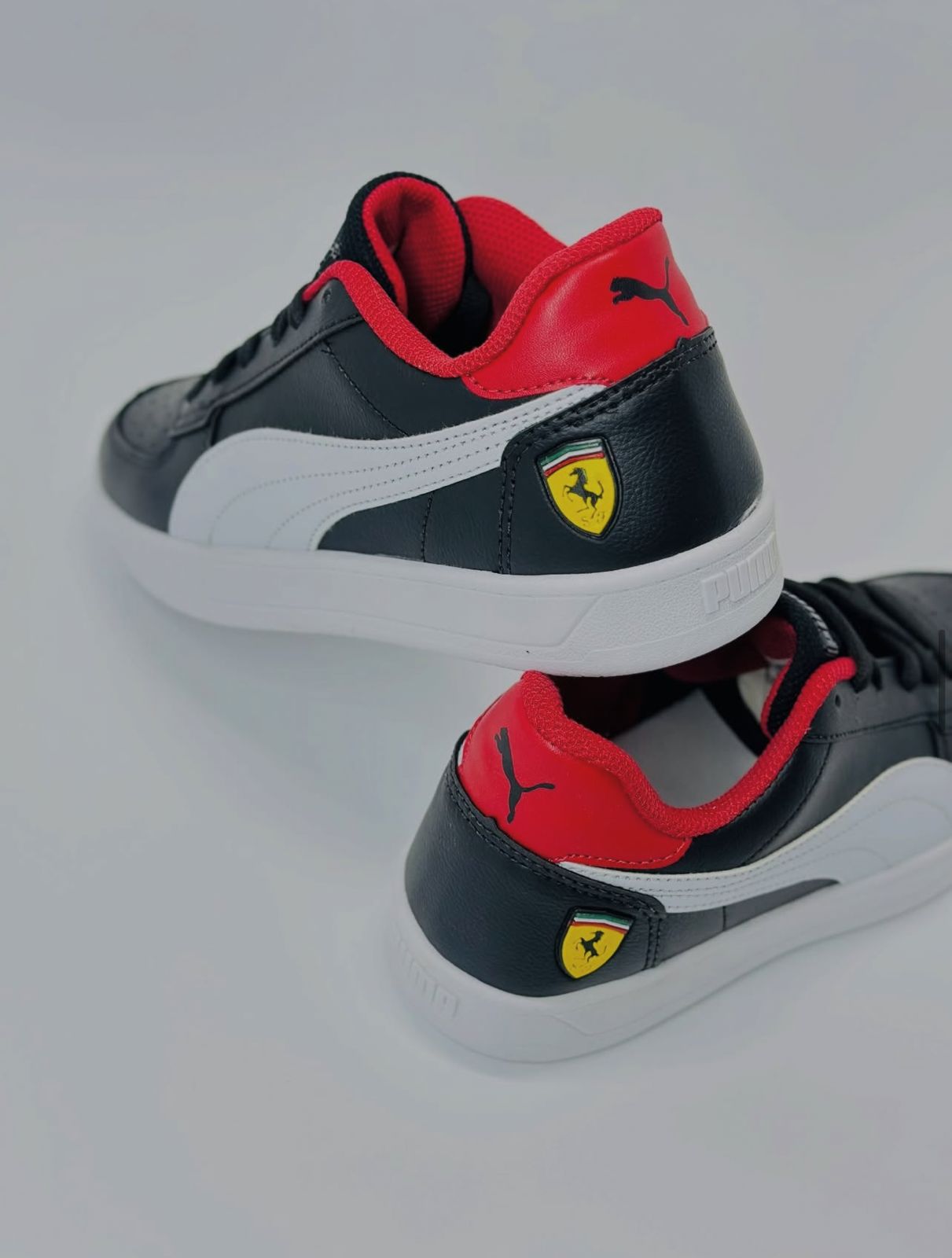 Tênis Puma Scuderia Ferrari - Preto e Branco
