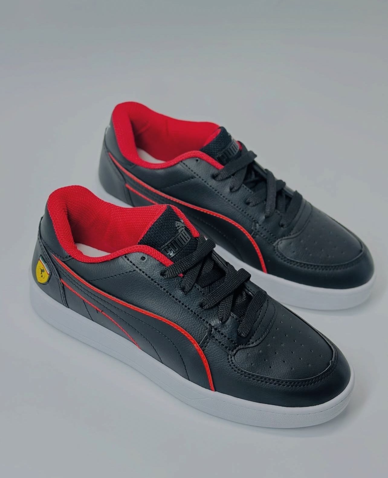 Tênis Puma Scuderia Ferrari - Preto e Vermelho
