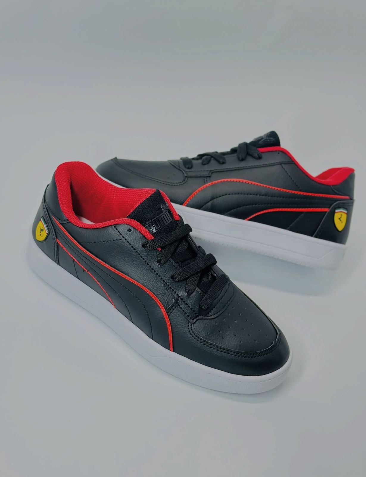Tênis Puma Scuderia Ferrari - Preto e Vermelho
