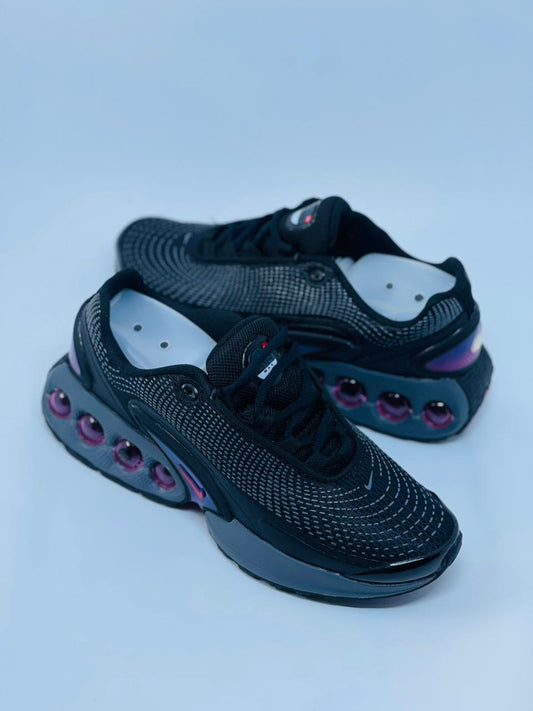 Tênis Nike Air Max DN - Preto e Roxo