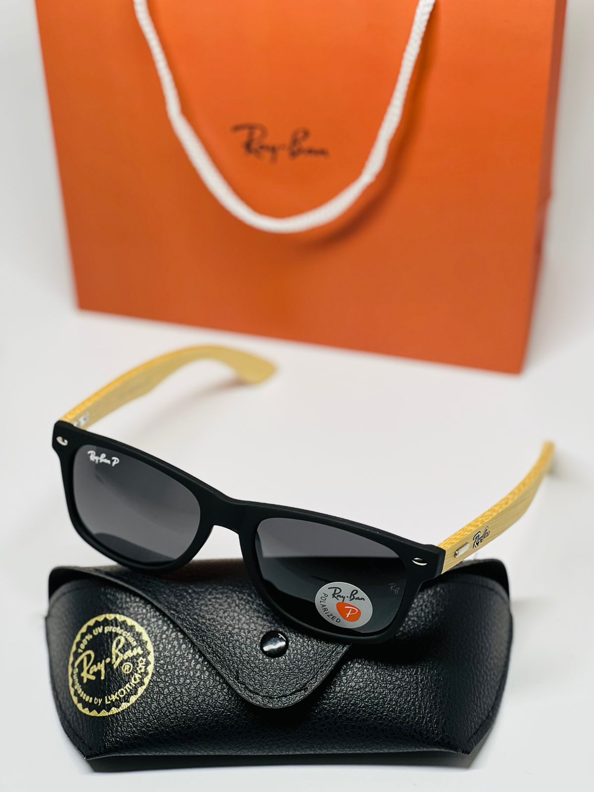 Óculos de Sol Ray-Ban - Quadrado - Preto
