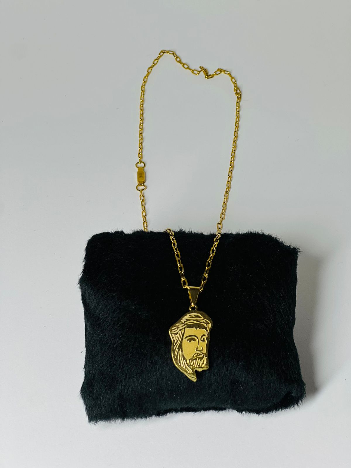 Corrente Cartier  - Banhada ouro 18k - Cristo