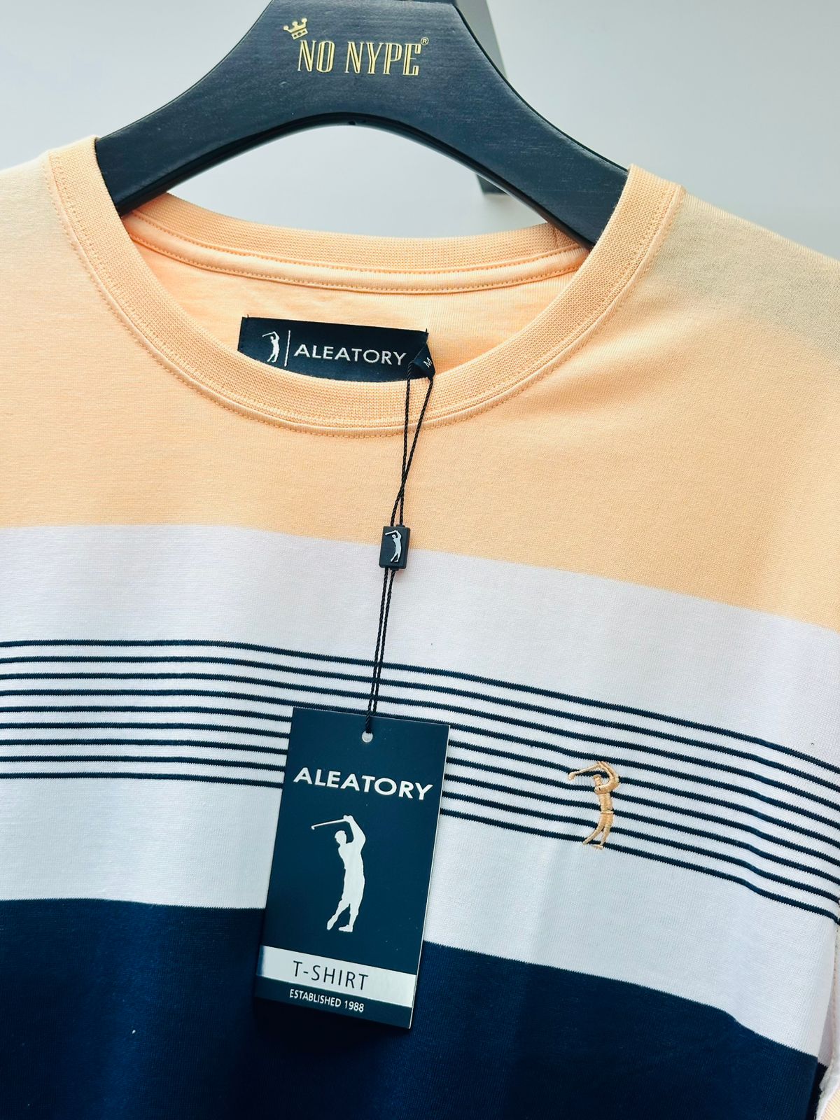 Camiseta Listrada Aleatory Mize  - Marinho e Salmão
