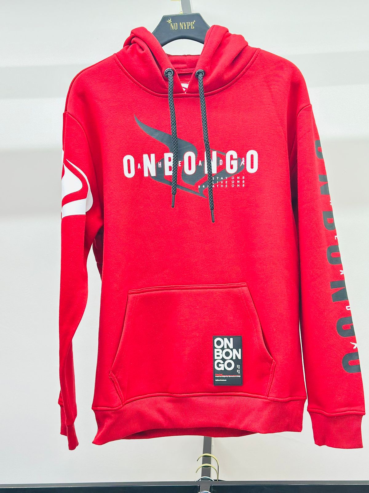 Moletom Onbongo Canguru Fechado Recortado - Vermelho
