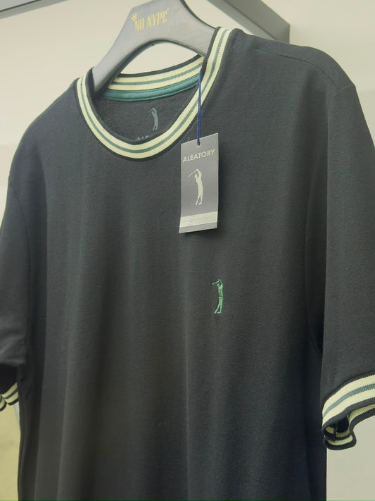 Camiseta Listrada Aleatory  - Preto