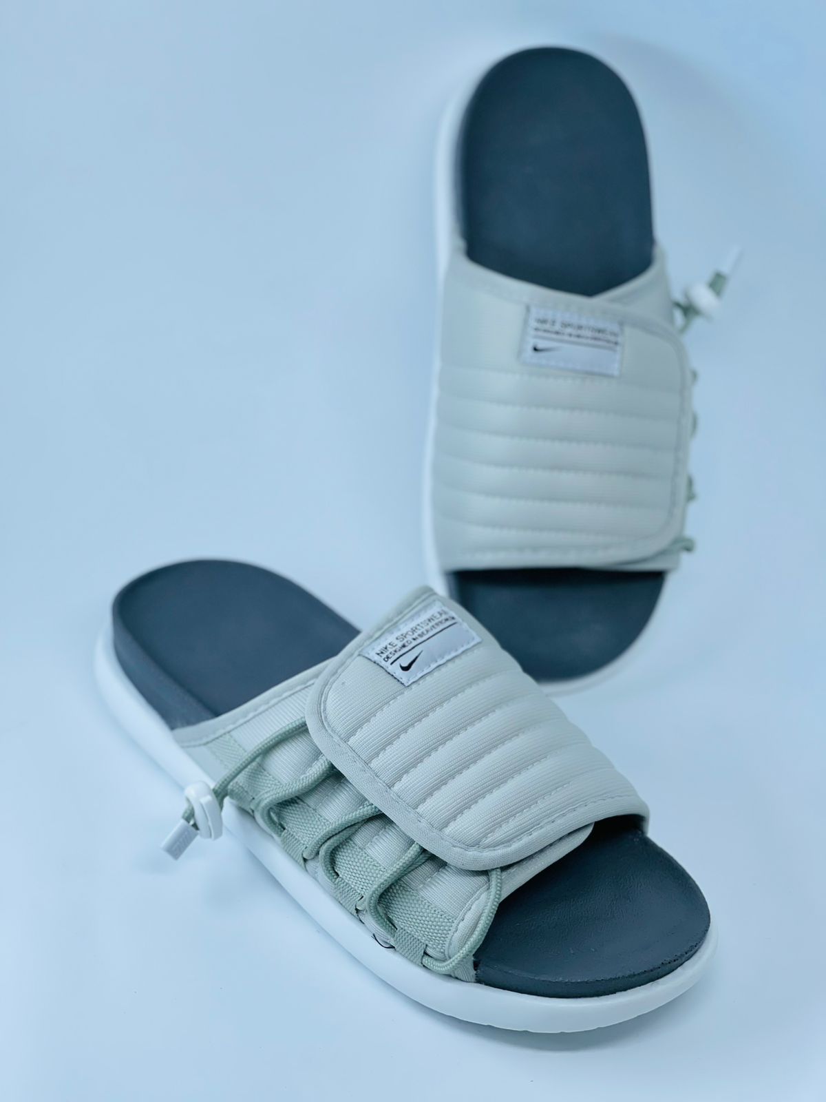 Chinelo Nike Asuna 2.0 - Cinza