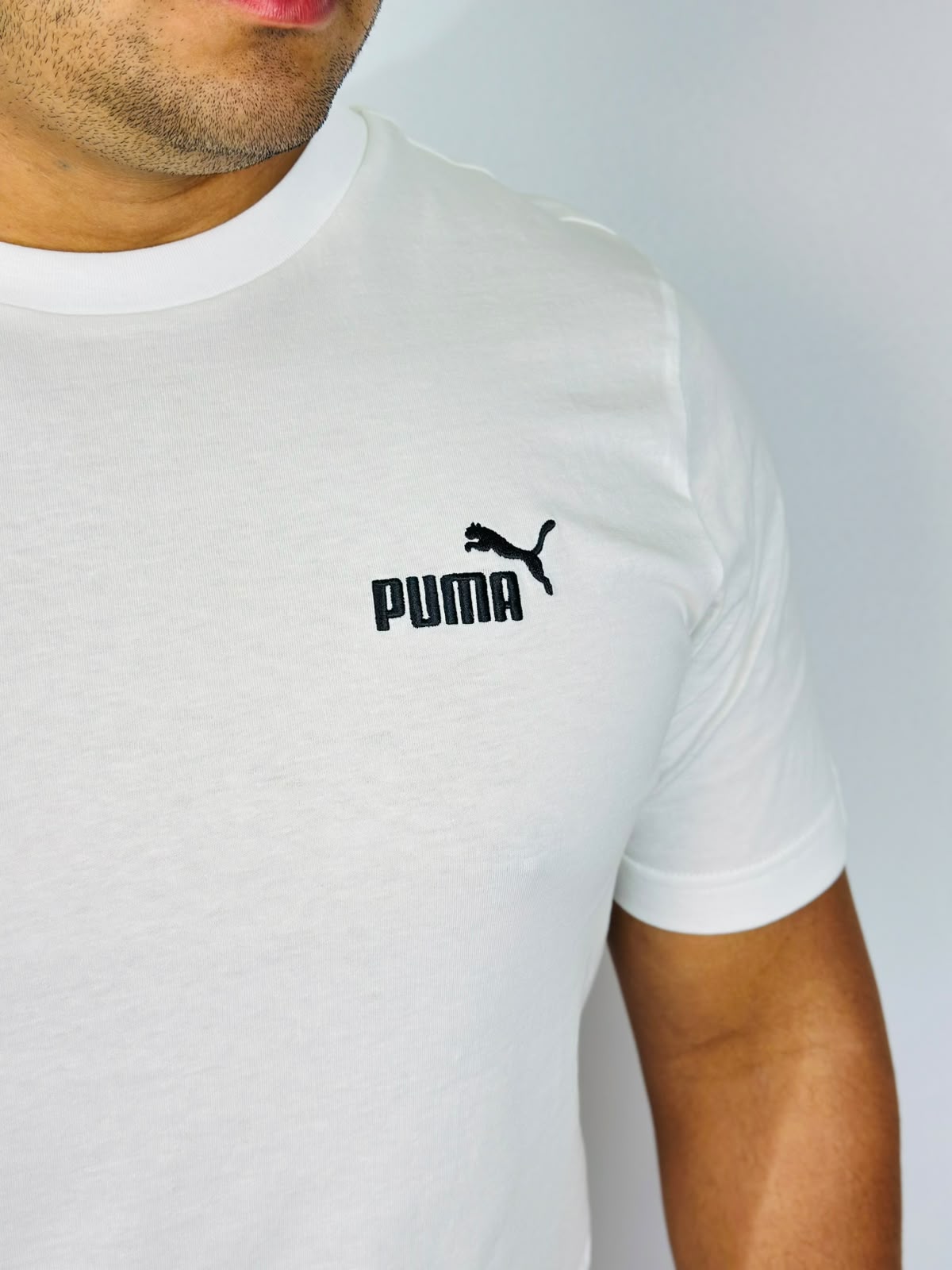 Camiseta PUMA Logo - Branca